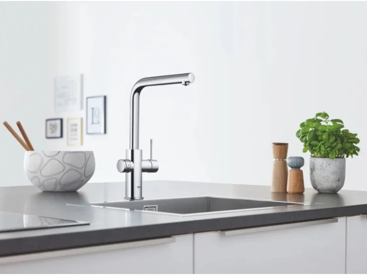 Grohe Einhebelmischer<L-Auslauf Starter Kit Blue Home Chrom