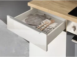 Outlet Küchenzeile Marleen 220 cm Artisan-Eiche Weiß Hochglanz Winkel Winkelküchen|Besteckkästen