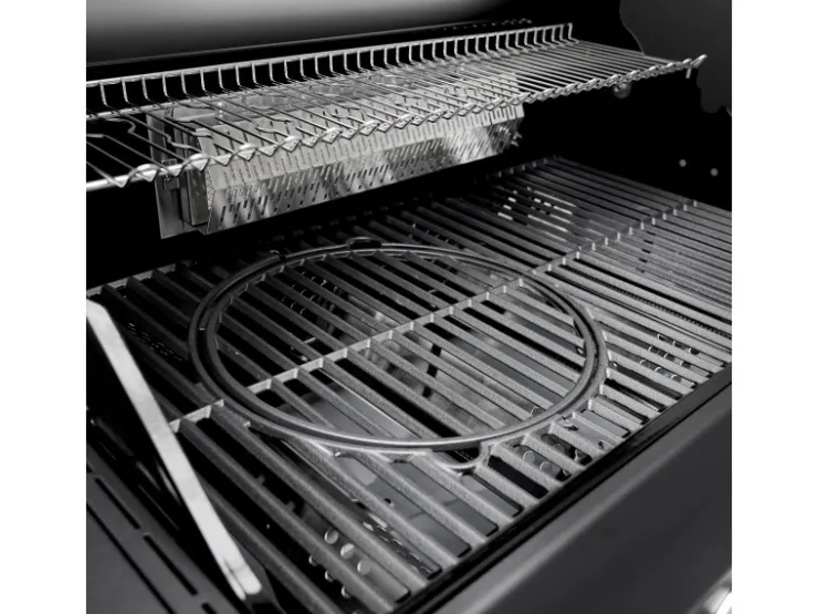 TAINO Schneidebretter<Platinum Yamara Dark 4+2 Gasgrill Stahl 4 Brenner Sear-Burner Backburner