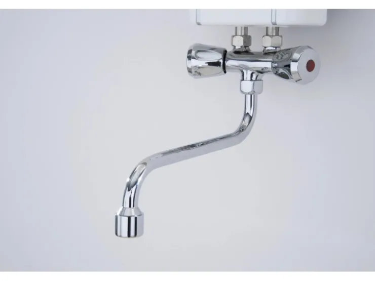 Thermoflow Klein-Durchlauferhitzer mit Armatur ELEX35ARM Elektronisch 3,5 kW